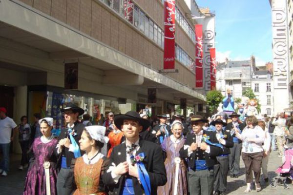 img-1213904518-53D8BC65EE-B2FB-4D32-BDB6-EC72B1FC0723.jpg